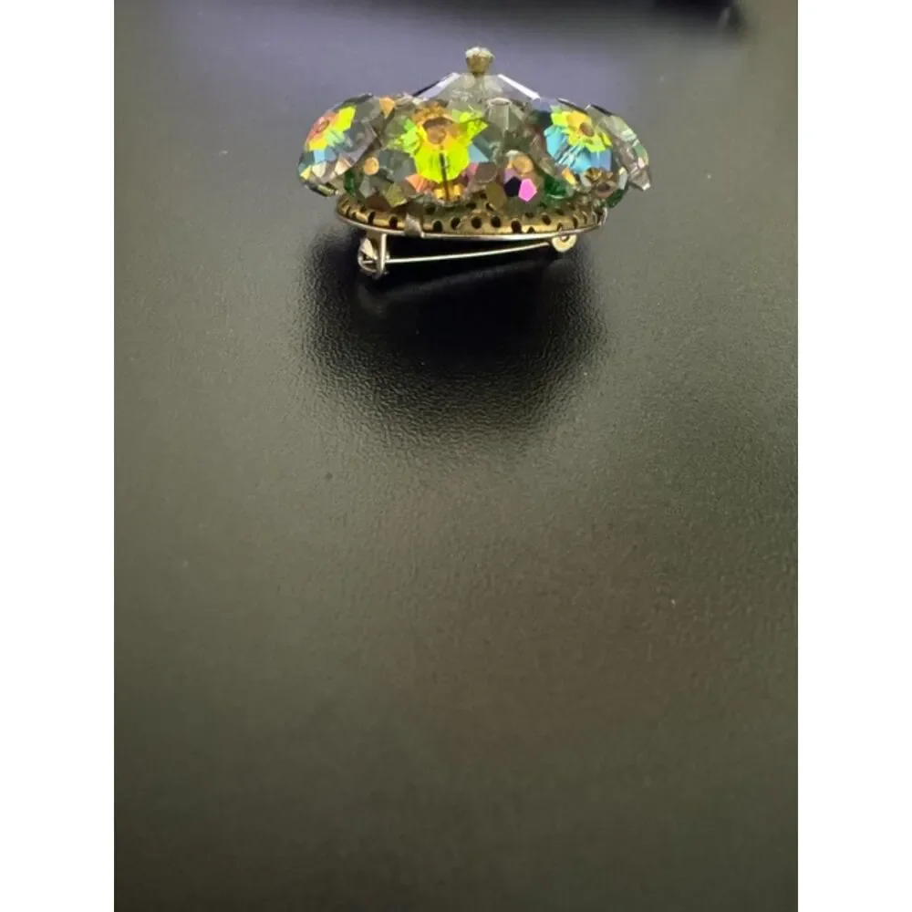 Vintage 1970s midcentury modern domed ravioli AB brooch